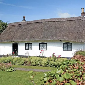 Childe Of Hale - 27896 Holiday home